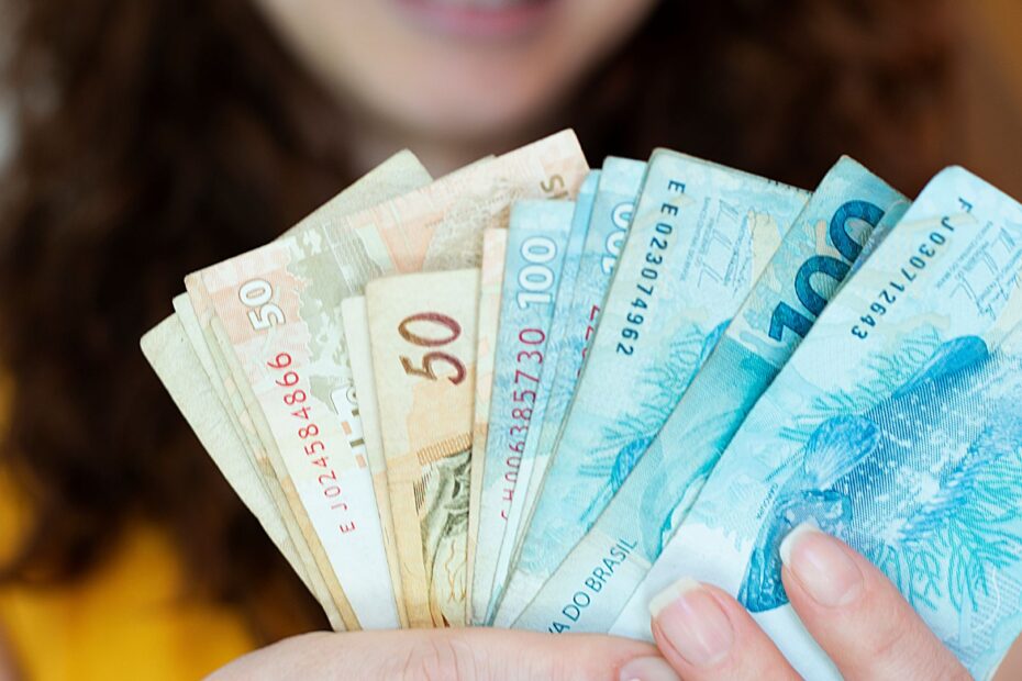 Dicas para gerenciar seu 13º salário.