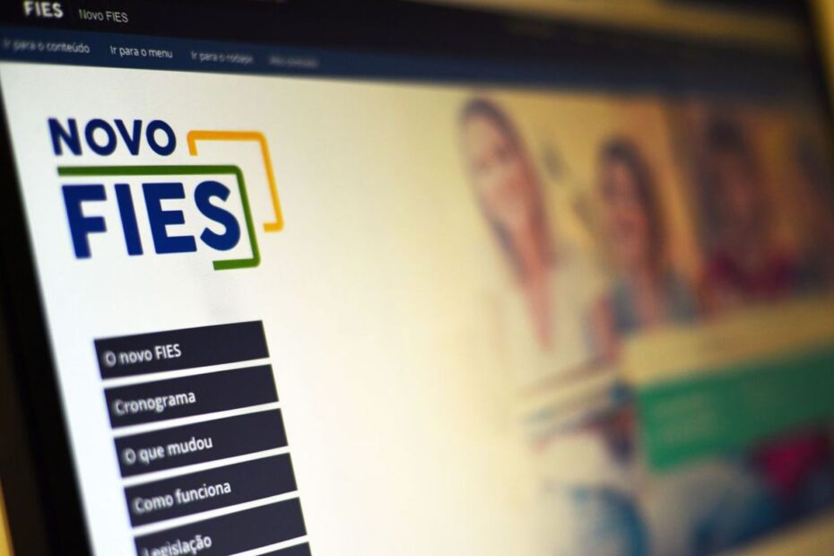 Renegociação de dívidas do Fies oferece descontos de até 99%