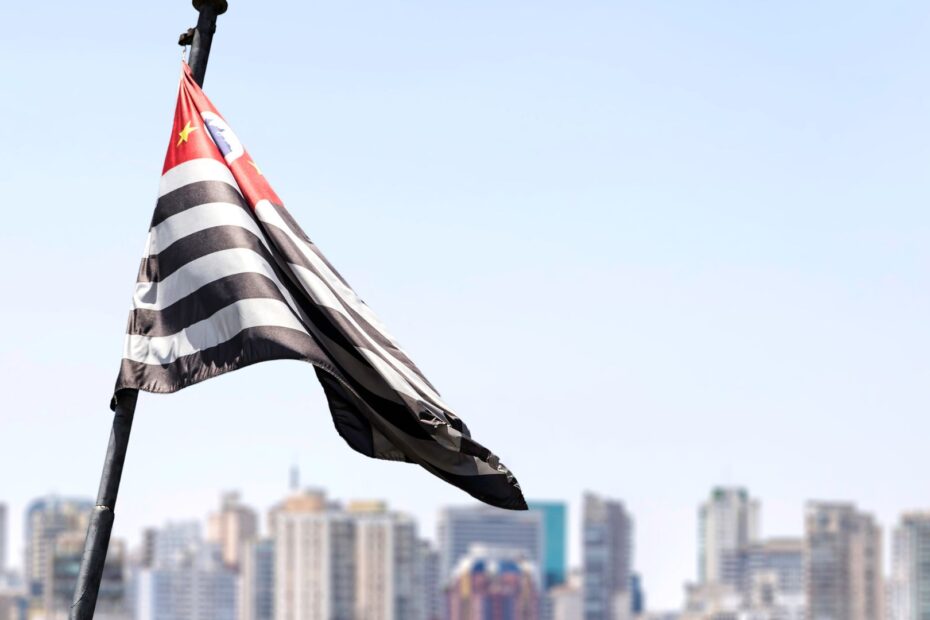 Prefeitura de São Paulo alerta sobre transferências indevidas.