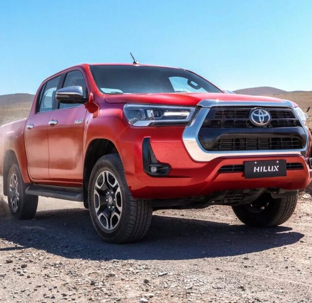 Hilux vermelha
