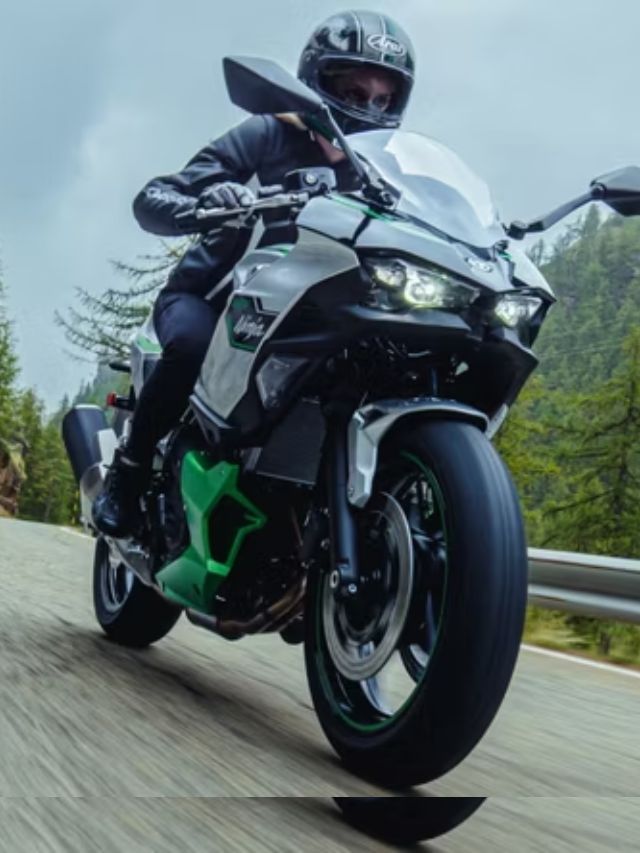 Kawasaki lança Ninja 7 Hybrid, primeira moto híbrida do mundo