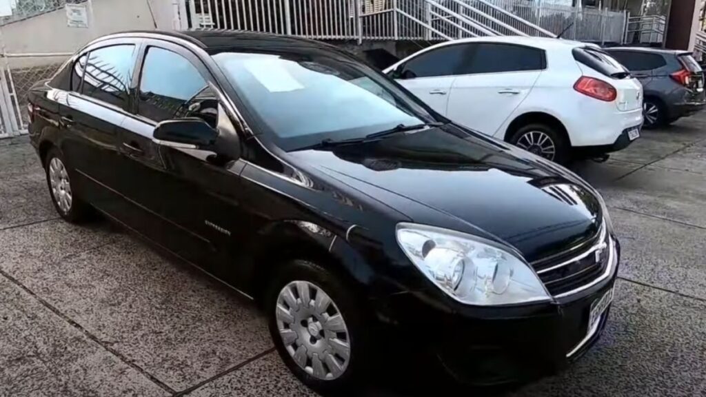 Vectra EXPRESSION 2.0 MPFI FlexPower Mec 2010