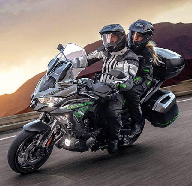 Kawasaki Versys 1000 2024.