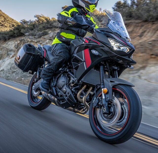 Kawasaki Versys 650 2024.