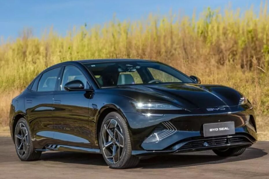 BYD quer produzir 100 mil carros no Brasil.