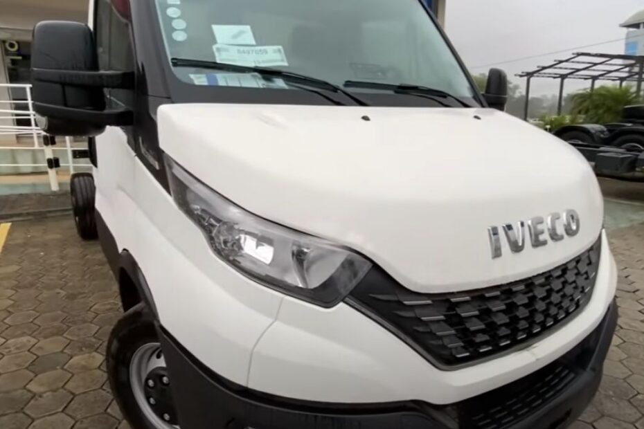 DAILY CHASSI 35-150 Curto 3.0 (Diesel) 2022