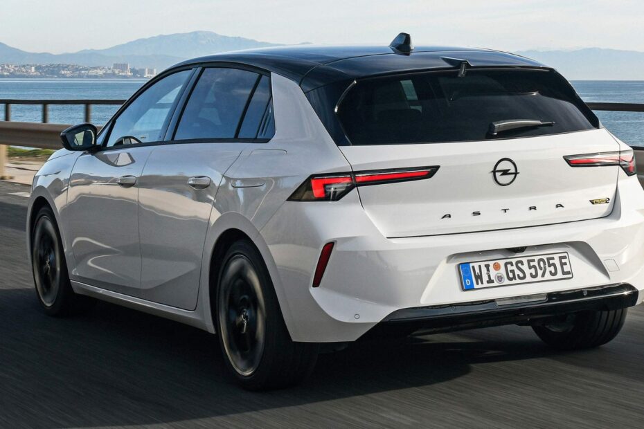 Opel Astra 2024.