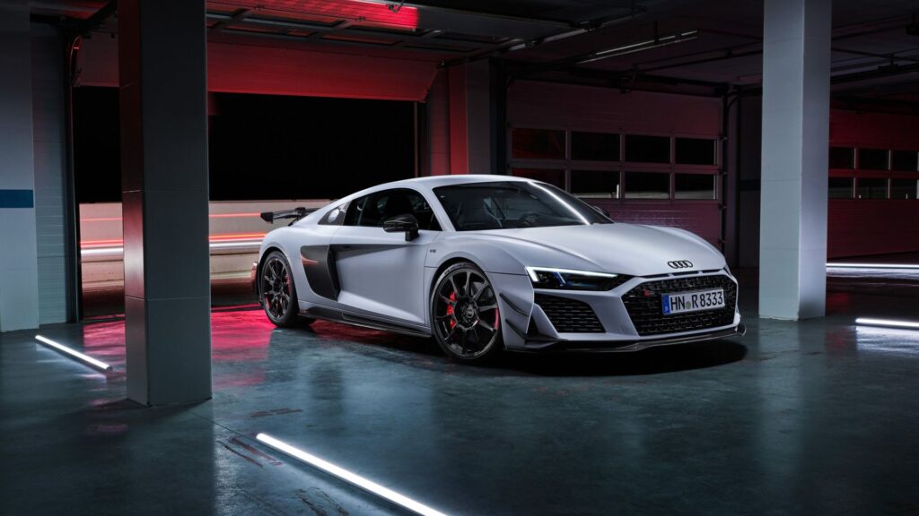 Audi R8 saiu de linha por baixa demanda e seu motor estar condenado.