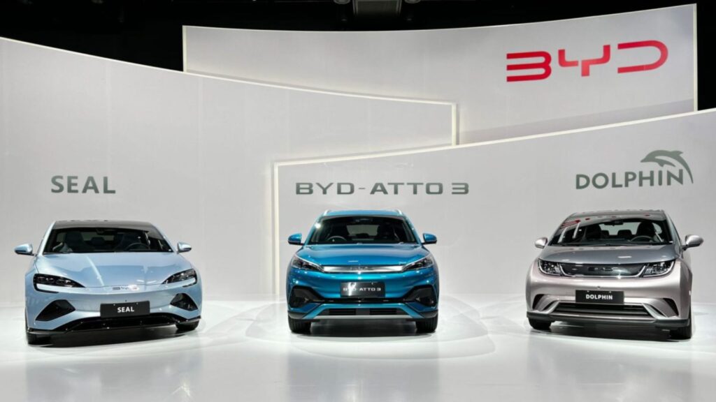 BYD quer deixar seus carros mais baratos.