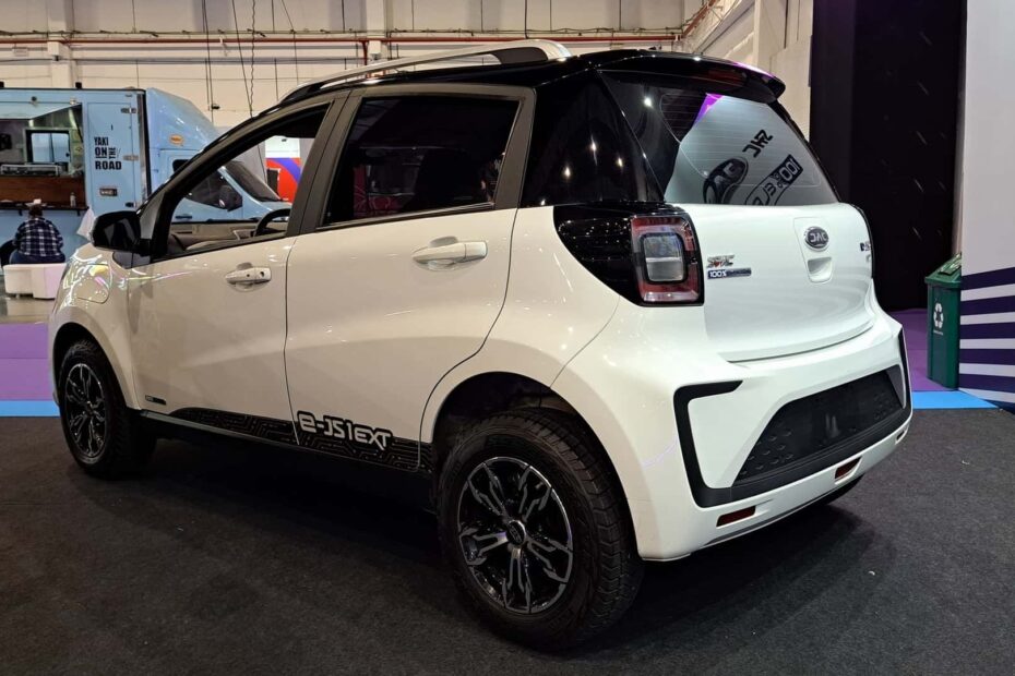JAC E-JS1.