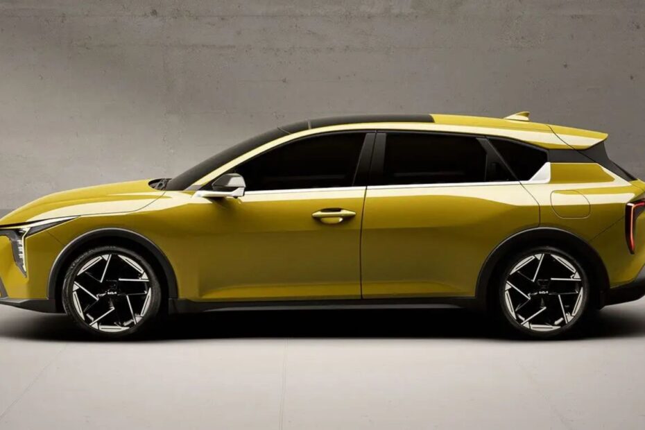 Kia K4 2025 hatch.