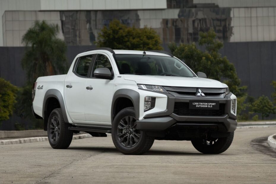 Nova Mitsubishi L200.