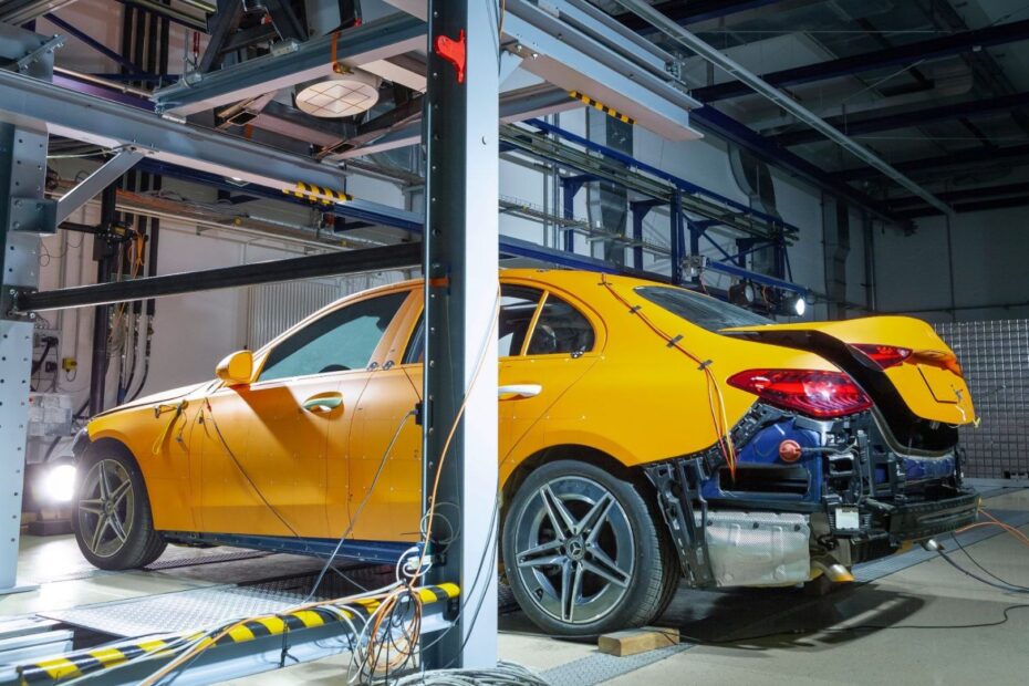 Mercedes inova com testes raio X.