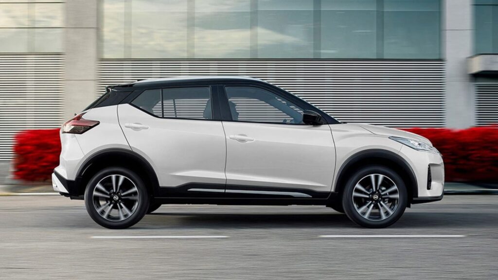 Nissan Kicks.
