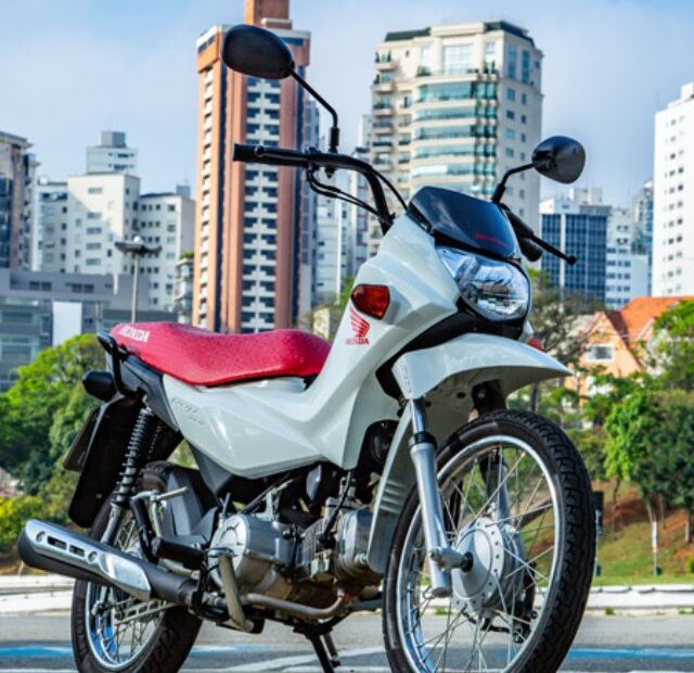 moto mais econômica do ano