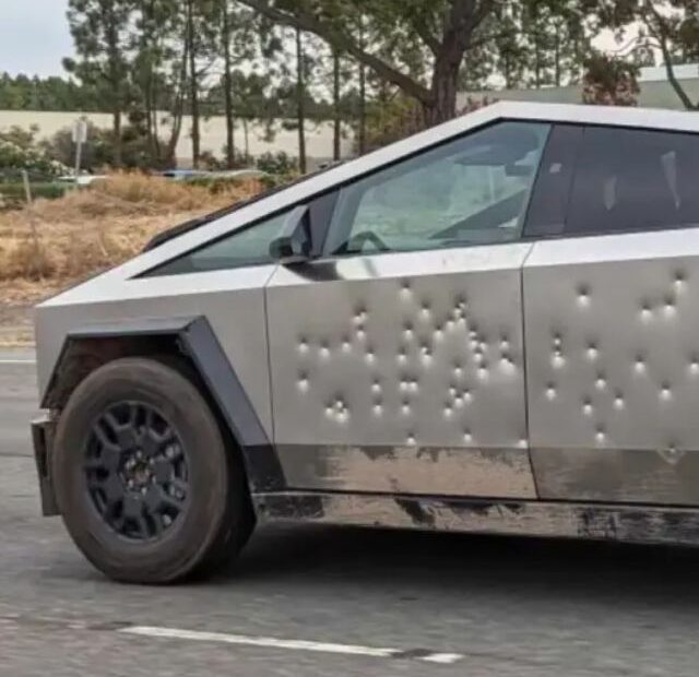 tesla capa