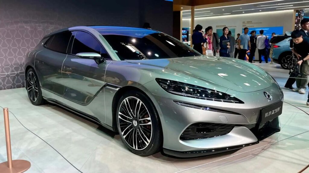 Denza Z9 GT