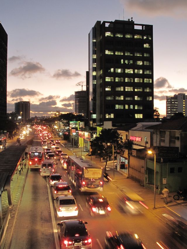 Por que o brasileiro é péssimo motorista? Você é um deles?