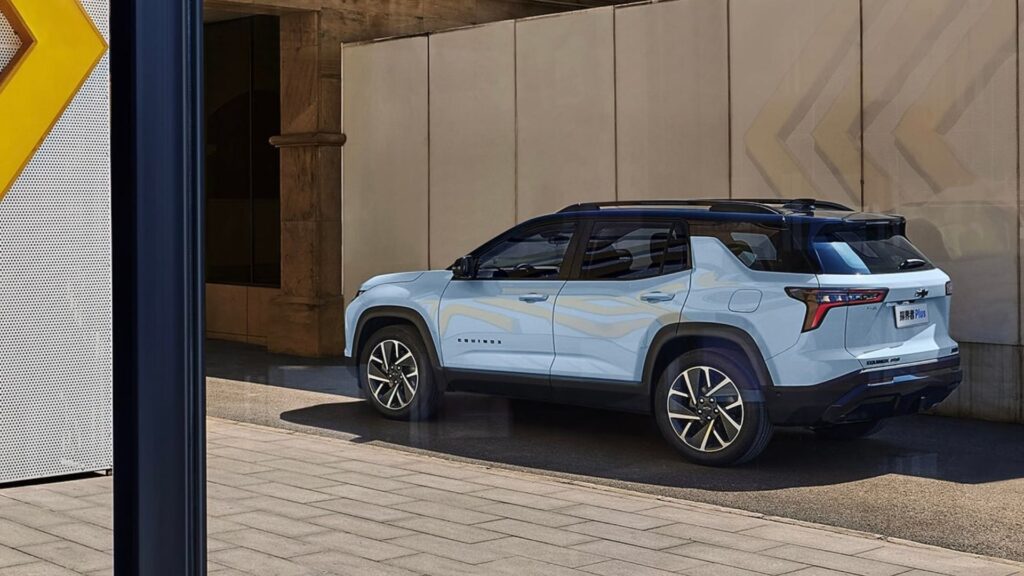 Novo Chevrolet Equinox híbrido plug-in.