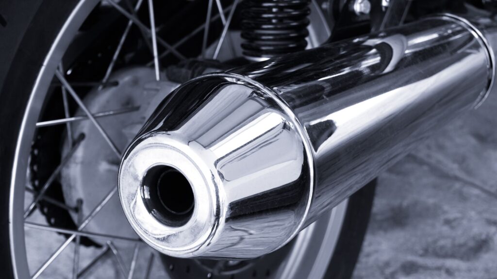 Escapamento da moto.