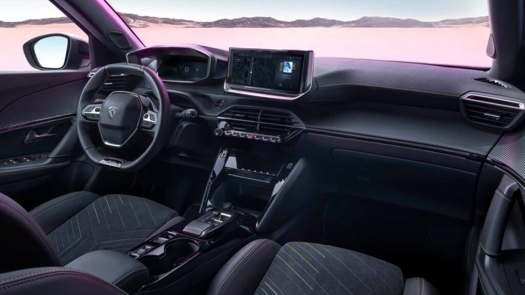 Peugeot 2008 painel.
