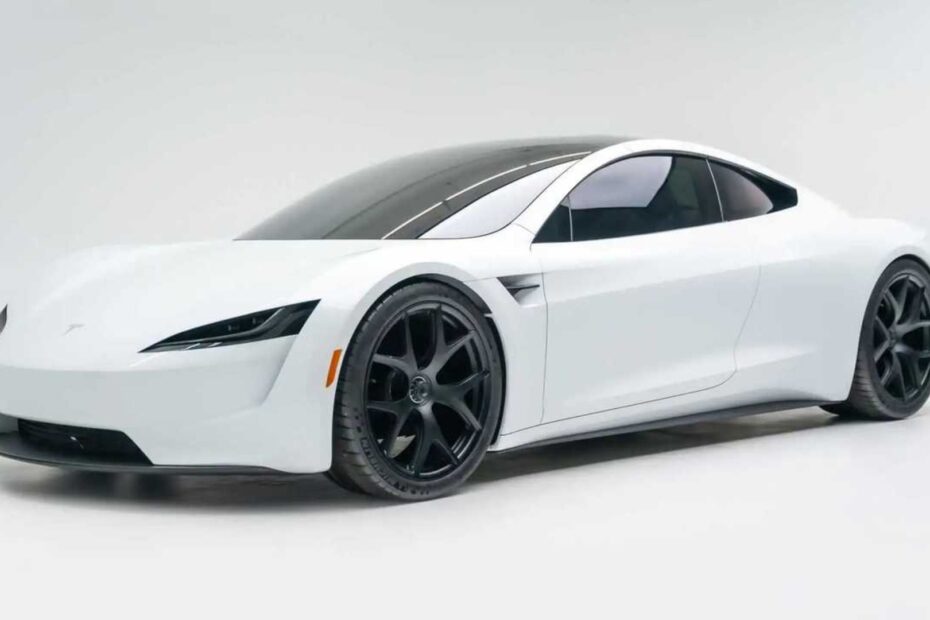 Tesla anuncia redução de preços.