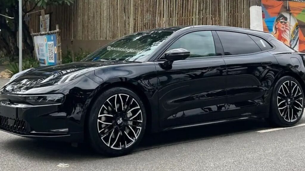 Zeekr 001