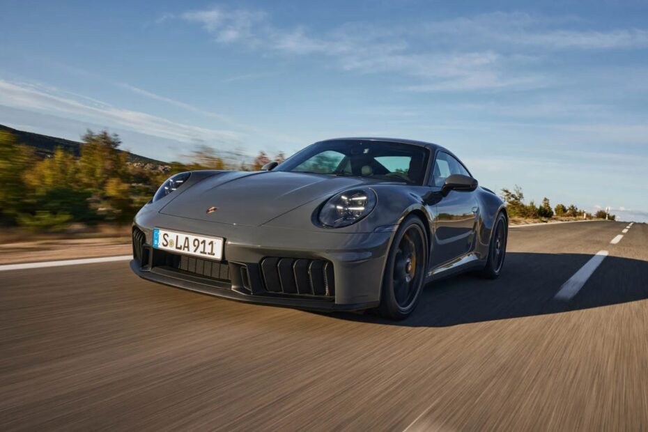 Porsche 911 2025