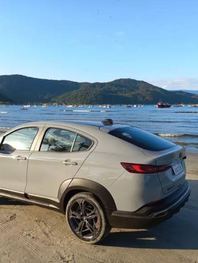 Fiat Fastback chega a linha 2025 mais caro, veja as novidades!