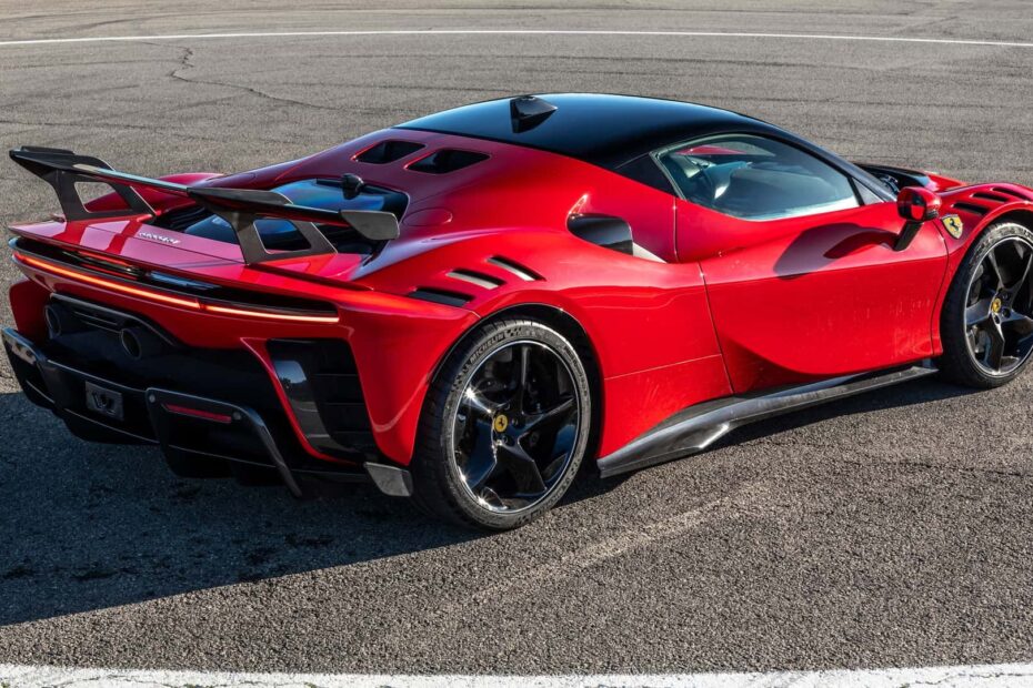 Ferrari SF90