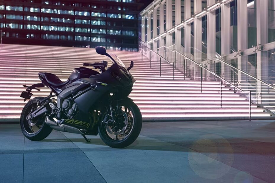 Triumph Daytona 660