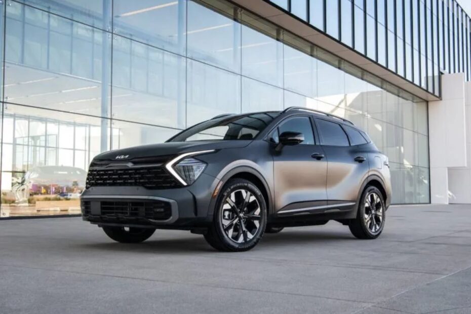 Kia Sportage Híbrido 2025 na diagonal