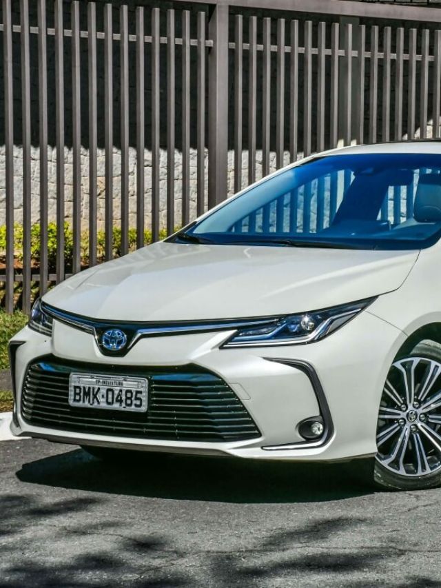 Toyota Corolla híbrido é a versão mais cara do Corolla!