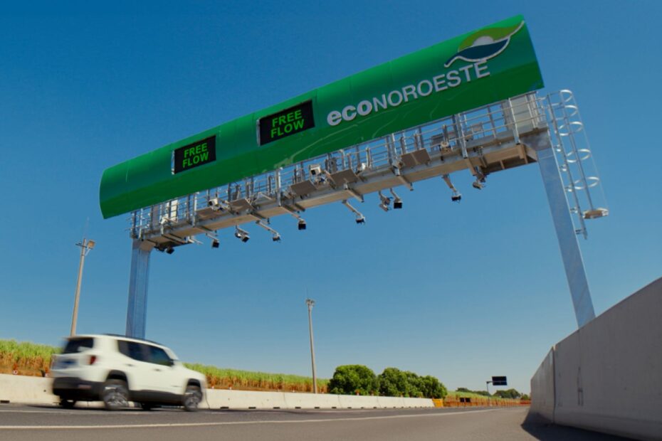 Chip na placa: Pedágio Free Flow.