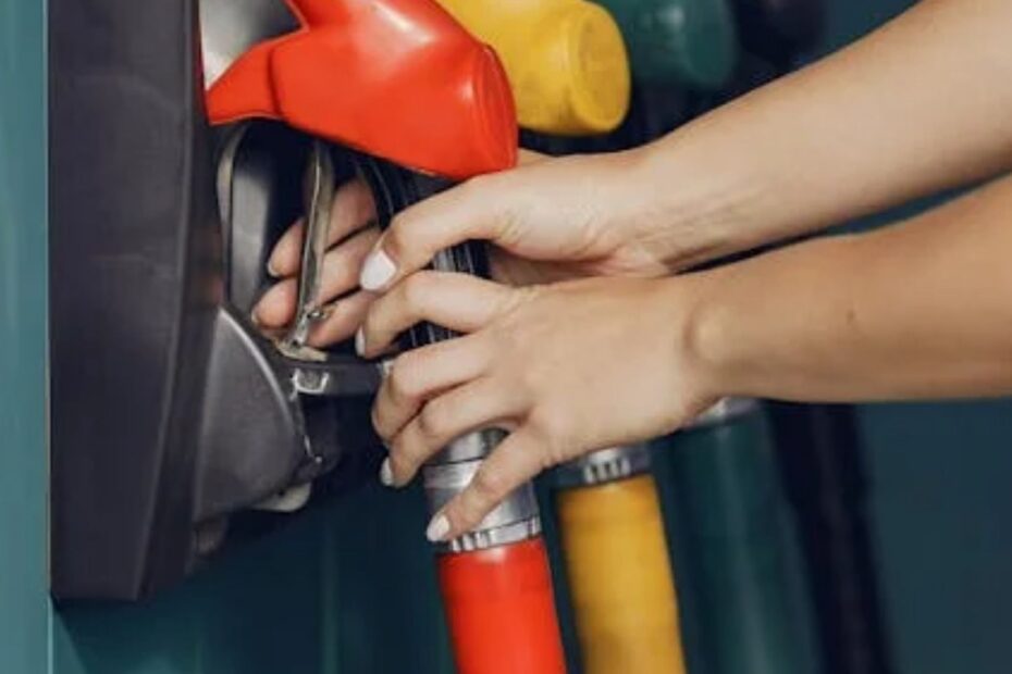 Entenda se pode misturar gasolina e etanol?