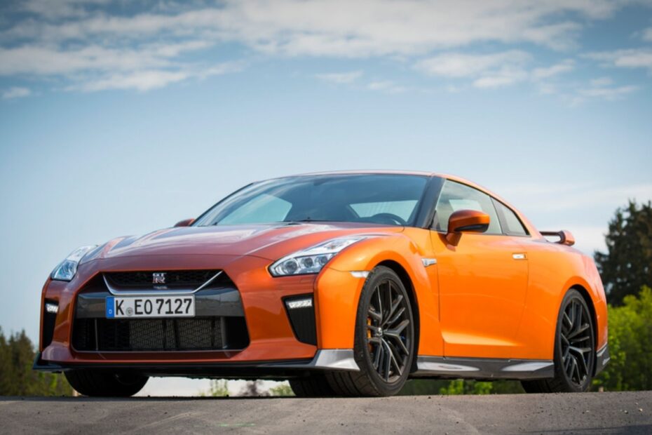 Fim do Nissan GT-R.