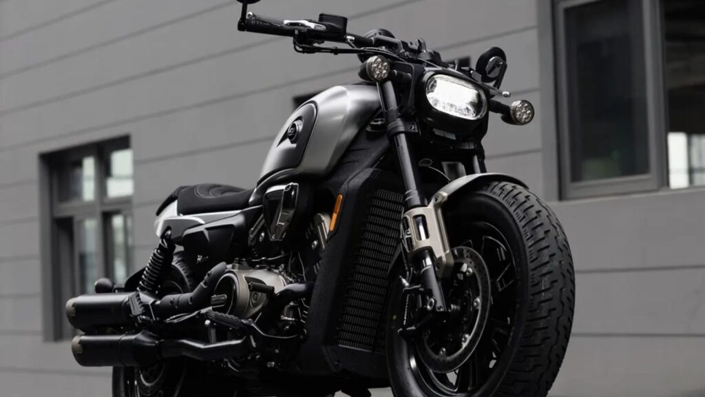 Shineray SRV600V cinza com preto na diadonal.