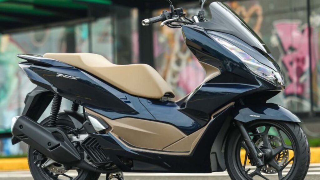 Honda PCX.