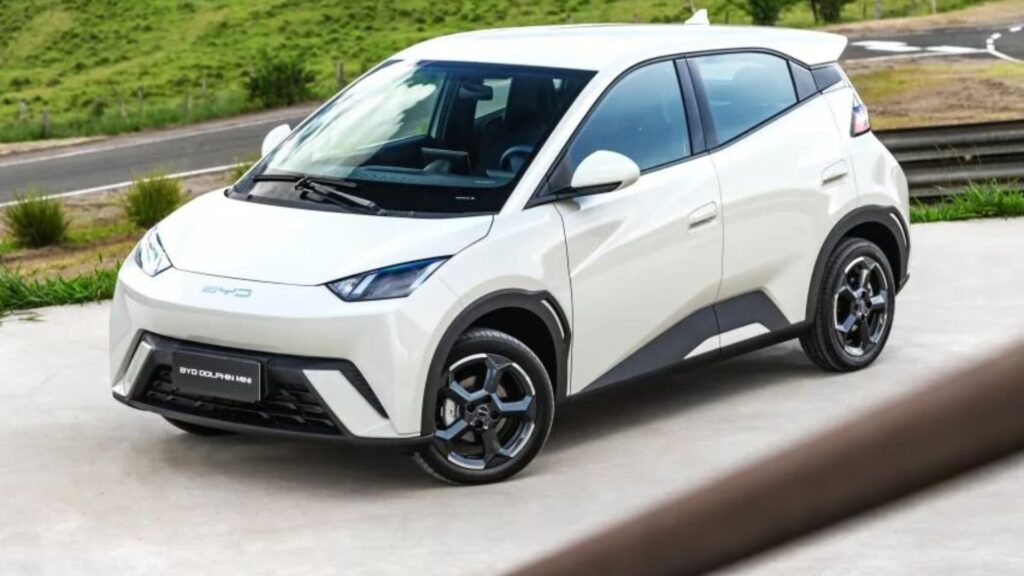 BYD Dolphin.