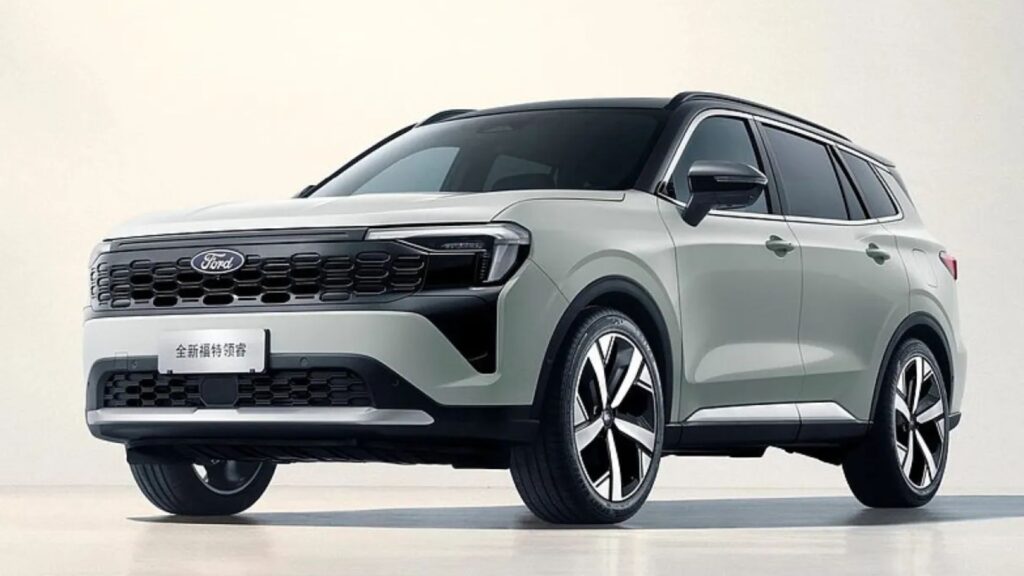 Ford Territory 2026 na diagonal.