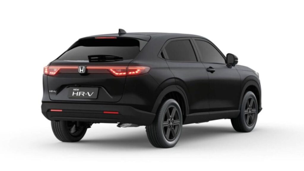 Traseira do Honda HR-V preto no fundo branco.