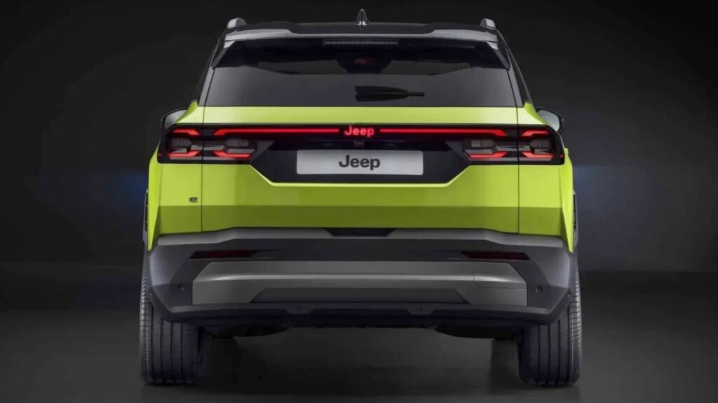Traseira do Jeep Compass 2026 verde.