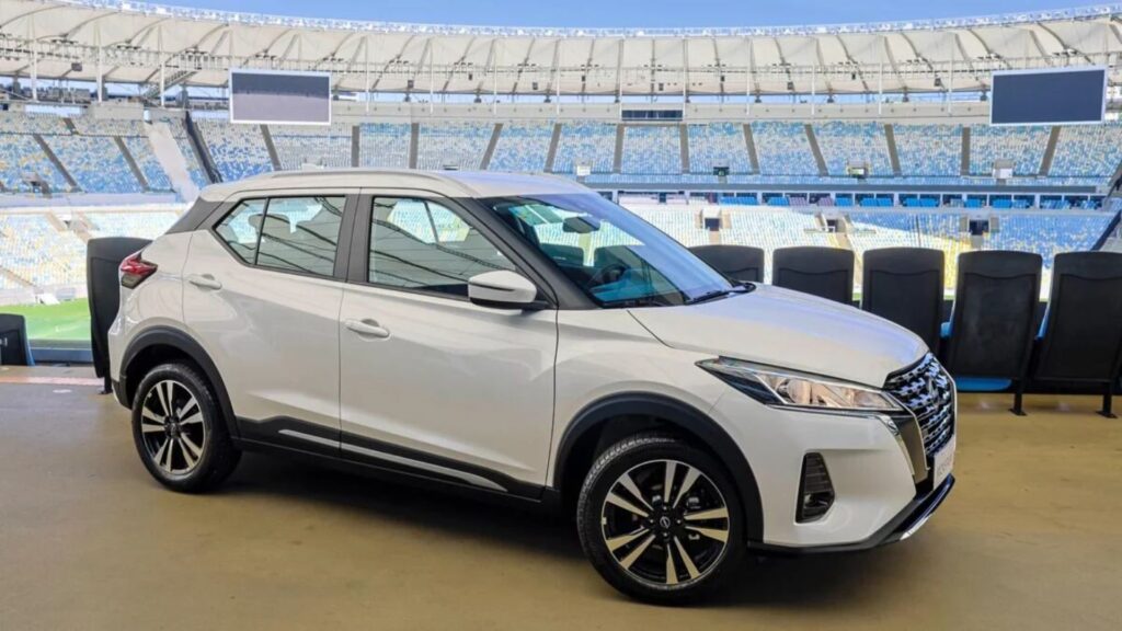 Nissan Kicks Play sobe de preço e ultrapassa R$ 150 mil; entenda o que muda.