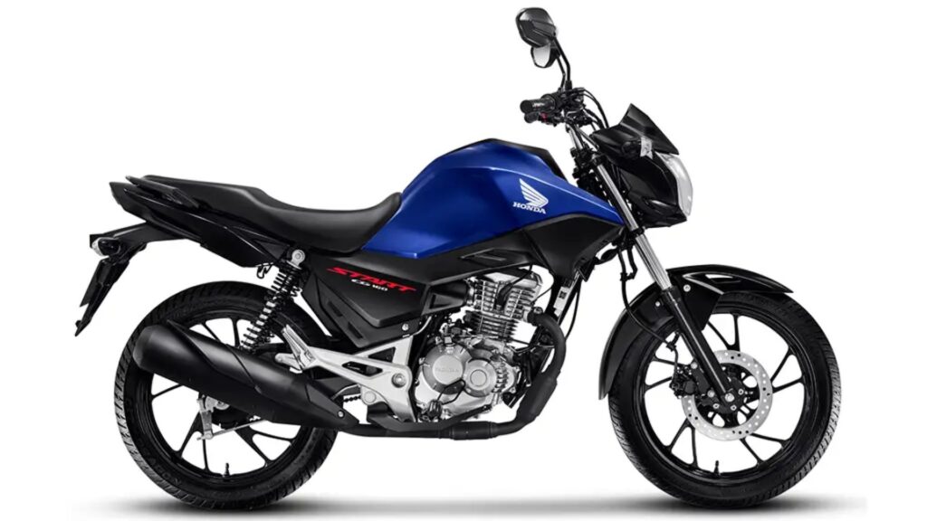 Honda CG 160 2026 AZUL PARADA EM UM FUNDO BRANCO.