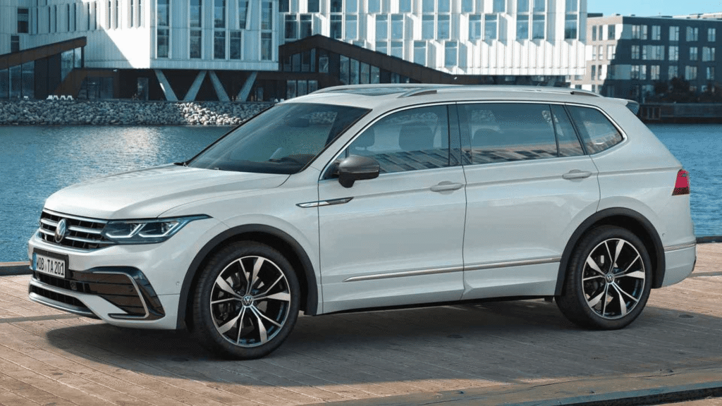 Lateral do Volkswagen Tiguan Allspace.