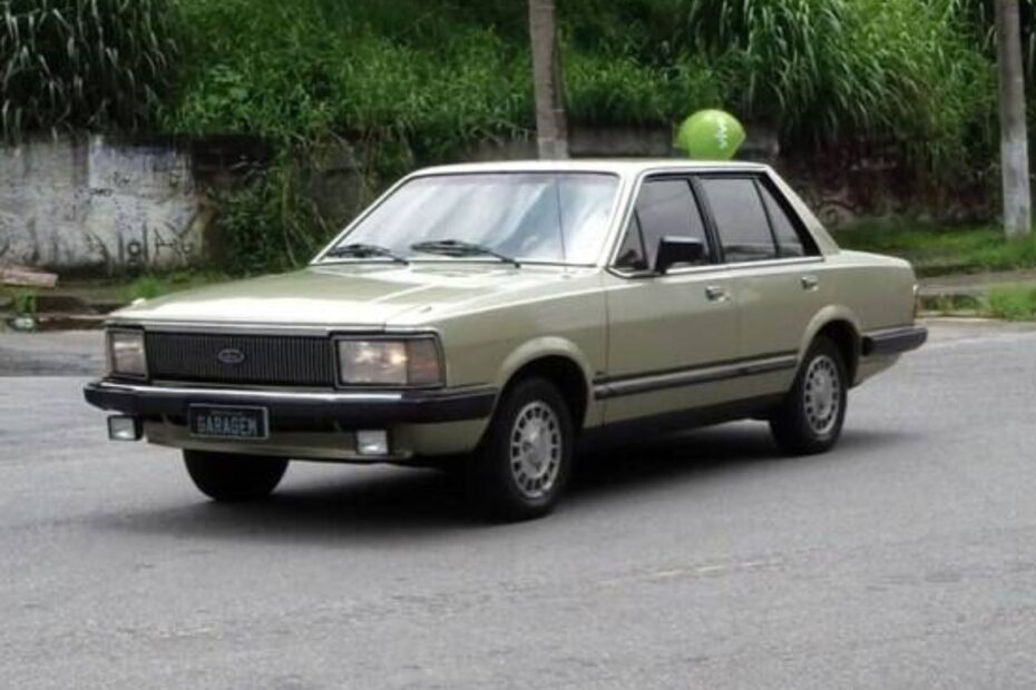 Carro antigo.